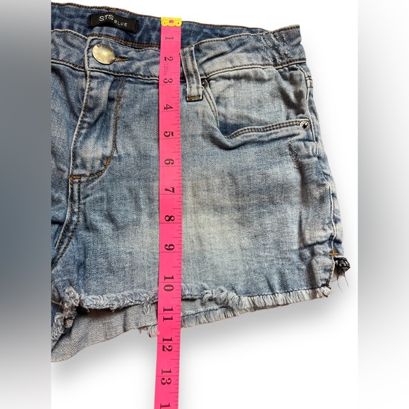 STS Blue Stretch Distressed White Wash Denim Cutoff Shorts, Size 28 - Picture 5 of 7